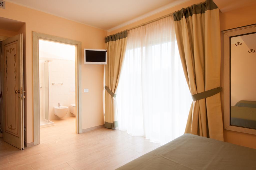 Agriturismo Il Grappolo Lazise Room photo