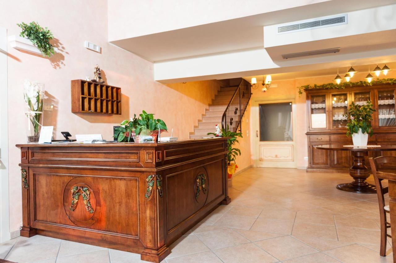 Agriturismo Il Grappolo Lazise Exterior photo